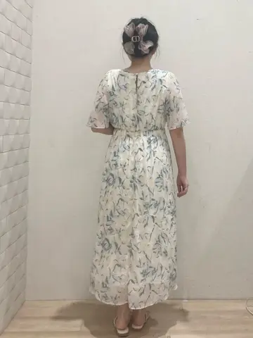 ANY SIS 川根　彩 コーディネート画像