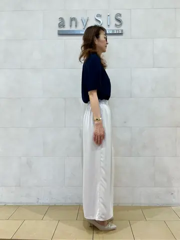 ANY SIS スタッフ コーディネート画像