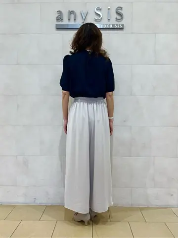 ANY SIS スタッフ コーディネート画像