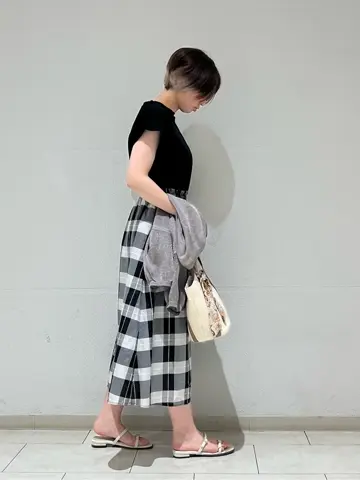 ANY SIS 村上 コーディネート画像