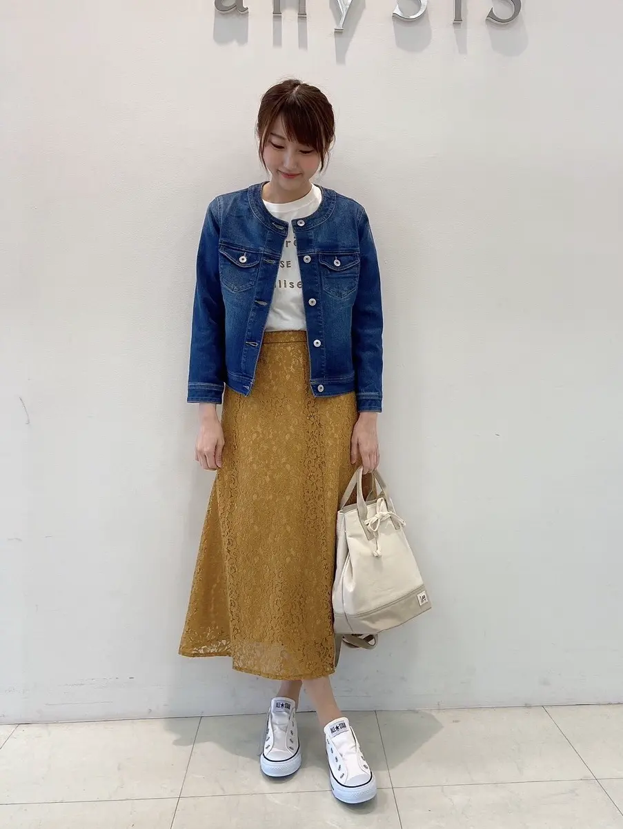 ANY SIS スタッフ コーディネート画像