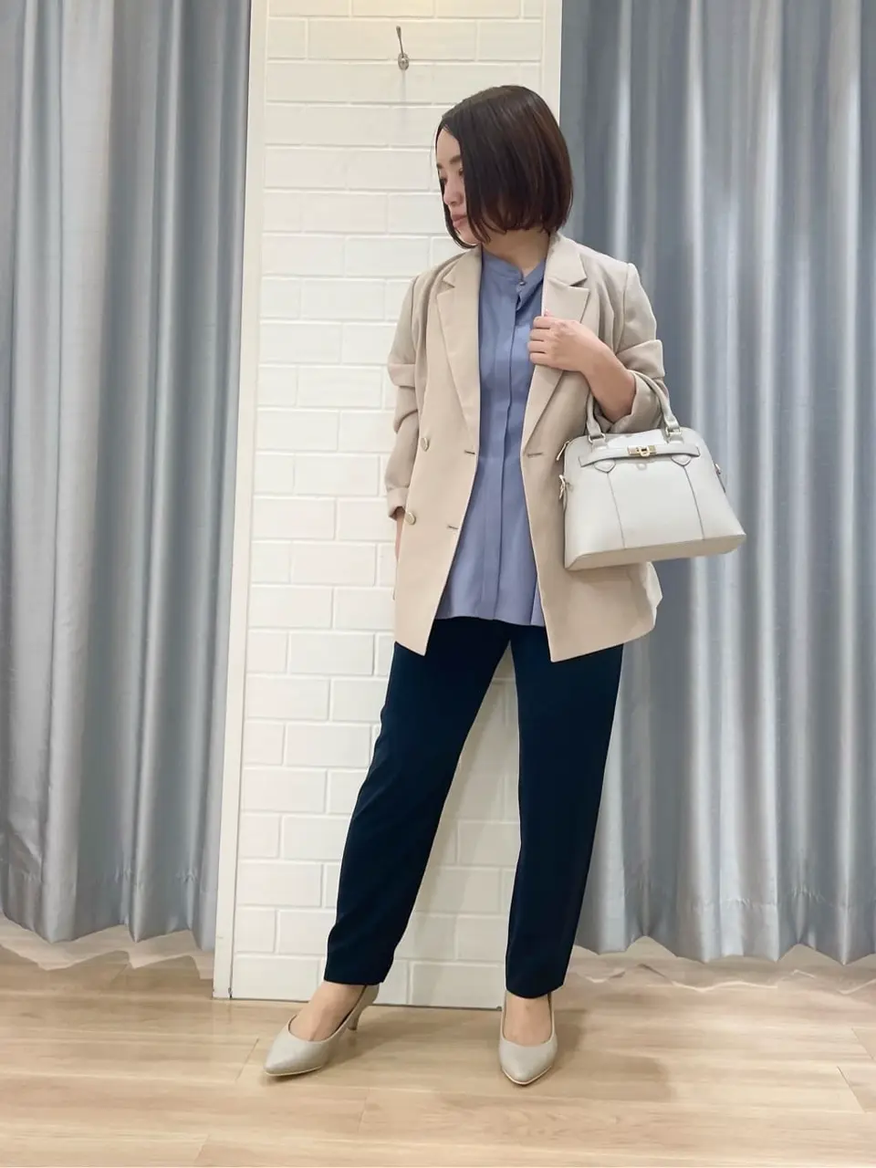 ANY SIS 丸岡 コーディネート画像