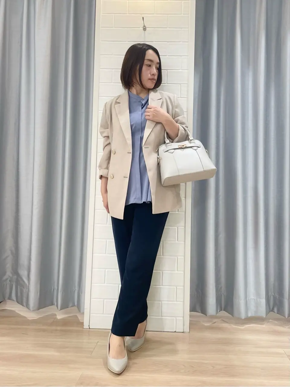 ANY SIS 丸岡 コーディネート画像