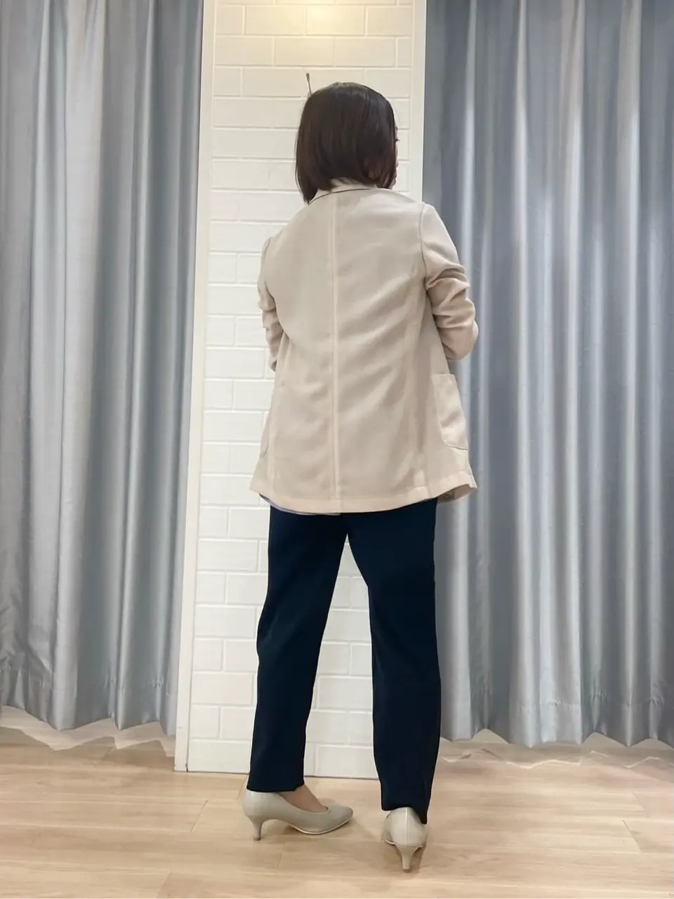 ANY SIS 丸岡 コーディネート画像