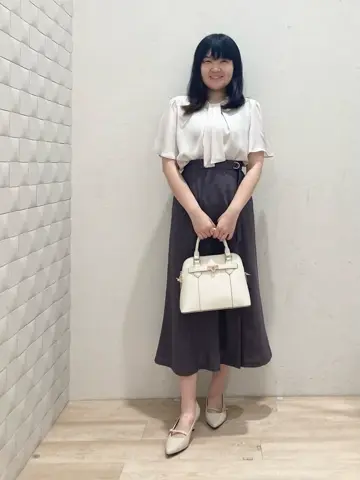 ANY SIS 川根　彩 コーディネート画像