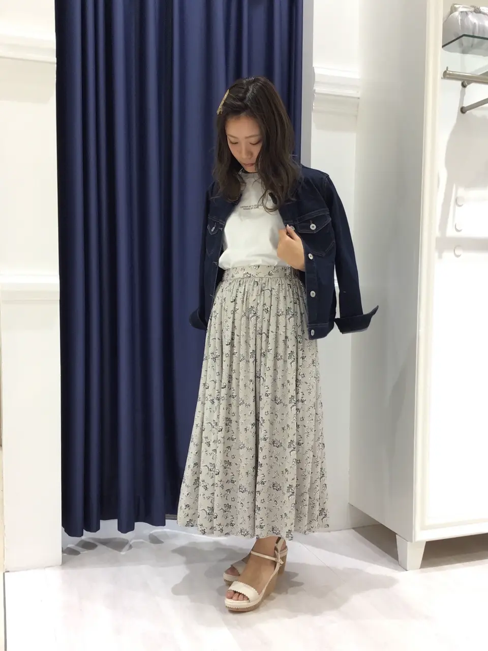 ANY SIS スタッフ コーディネート画像