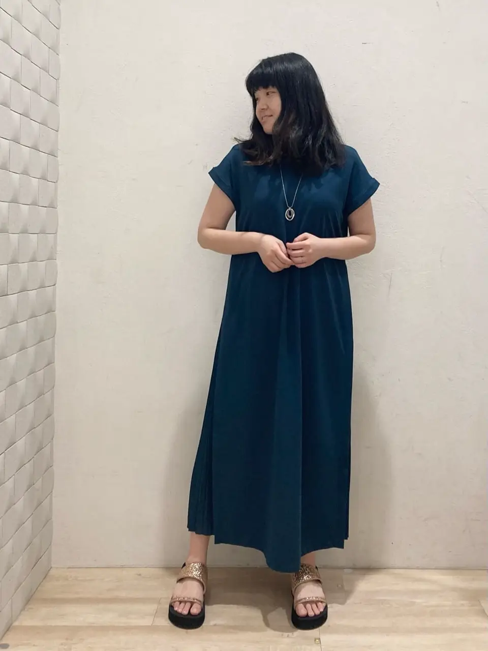 ANY SIS 川根　彩 コーディネート画像