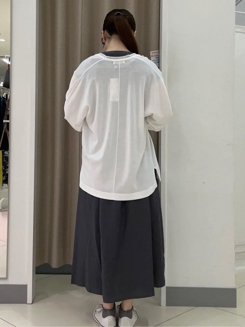 ANY SIS カモガワ コーディネート画像