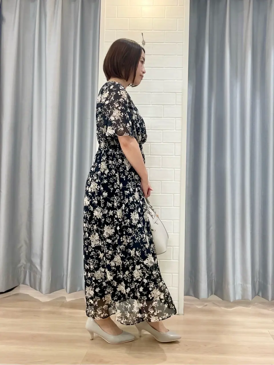 ANY SIS 丸岡 コーディネート画像