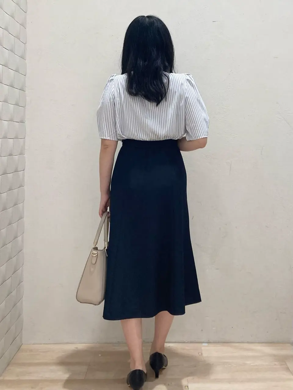 ANY SIS 川根　彩 コーディネート画像