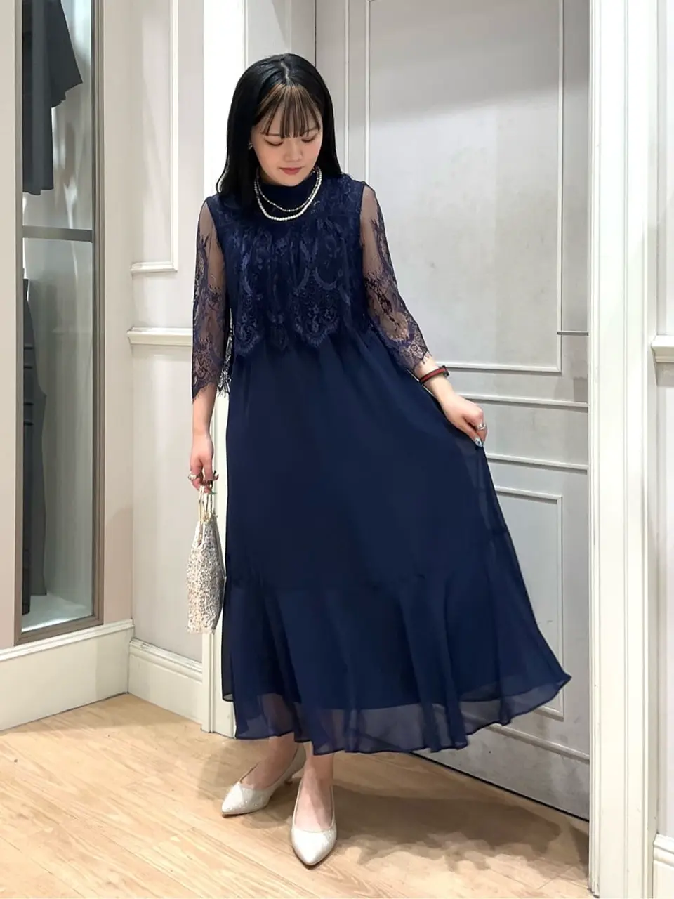 ANY SIS erika コーディネート画像