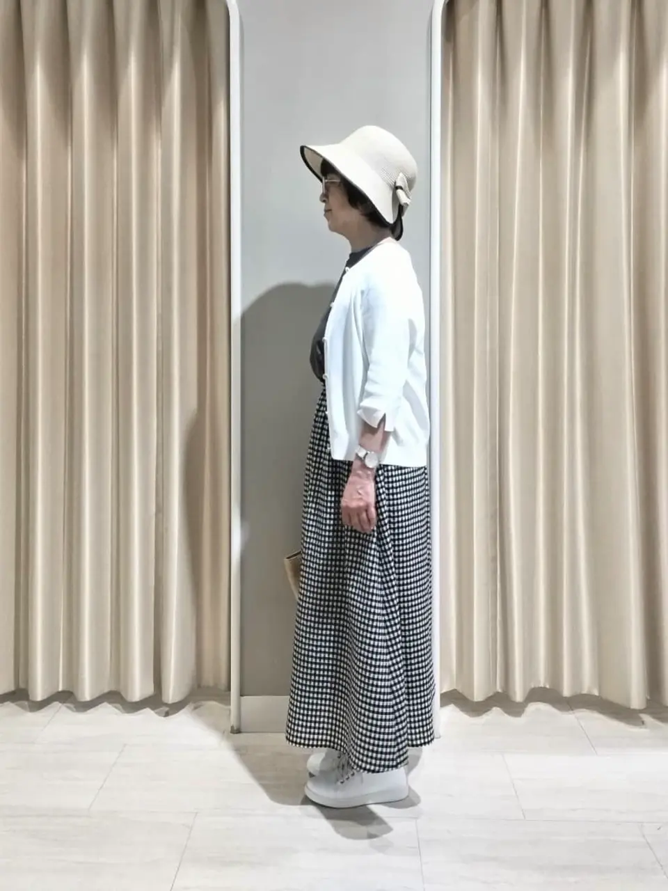 ANY SIS 岡本 コーディネート画像