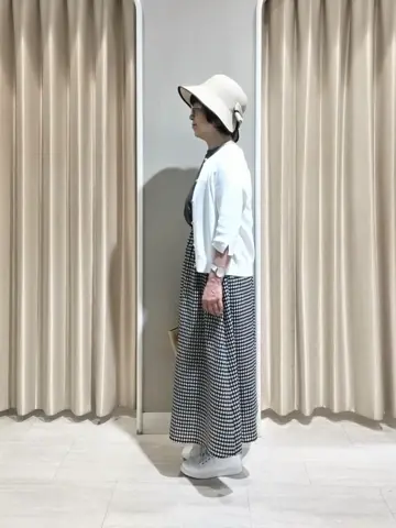 ANY SIS 岡本 コーディネート画像