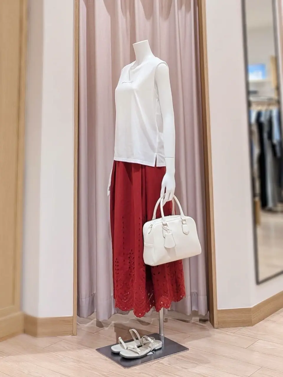 ANY SIS 岩田 コーディネート画像