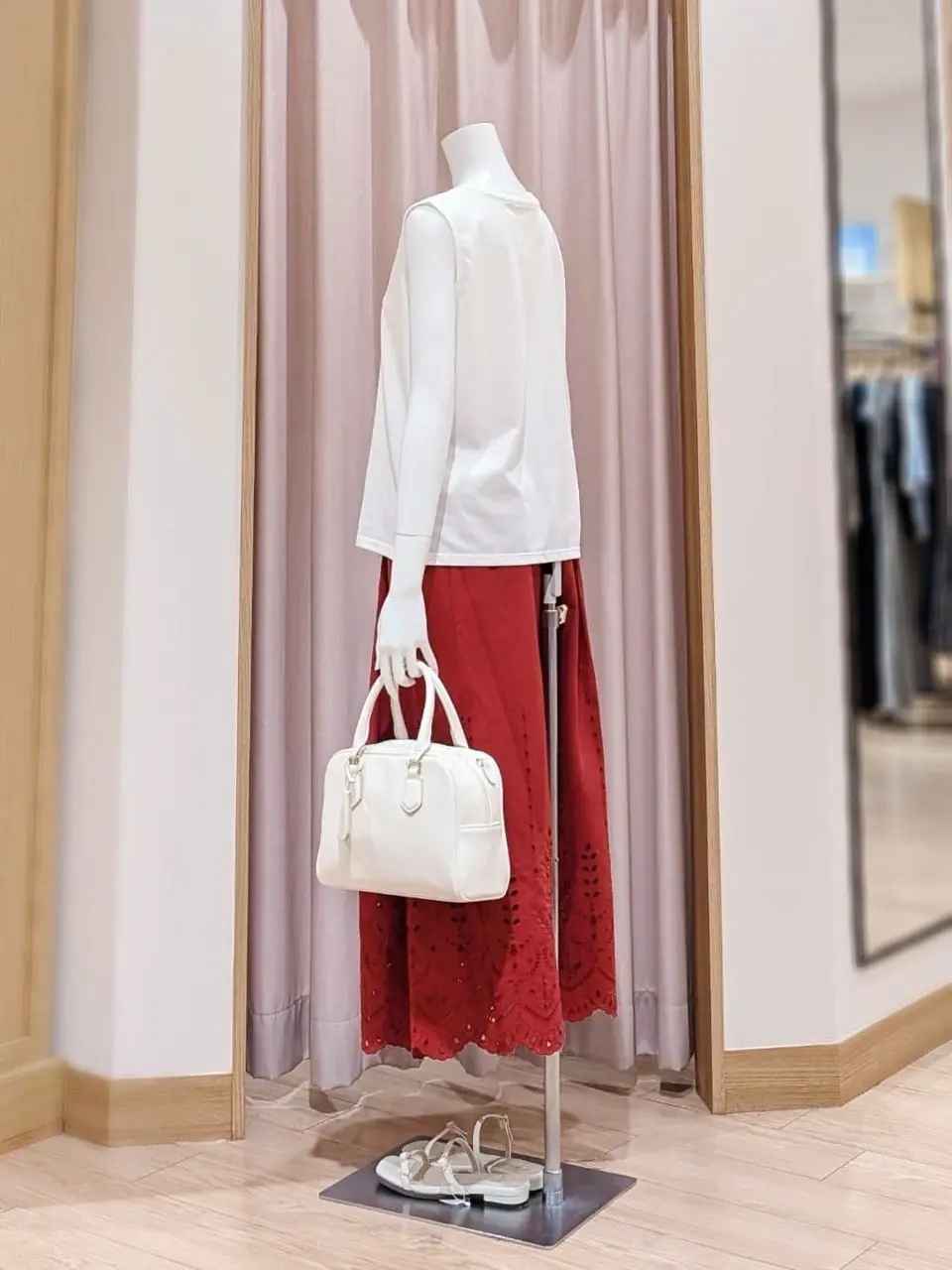 ANY SIS 岩田 コーディネート画像