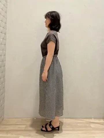 ANY SIS 西出 コーディネート画像