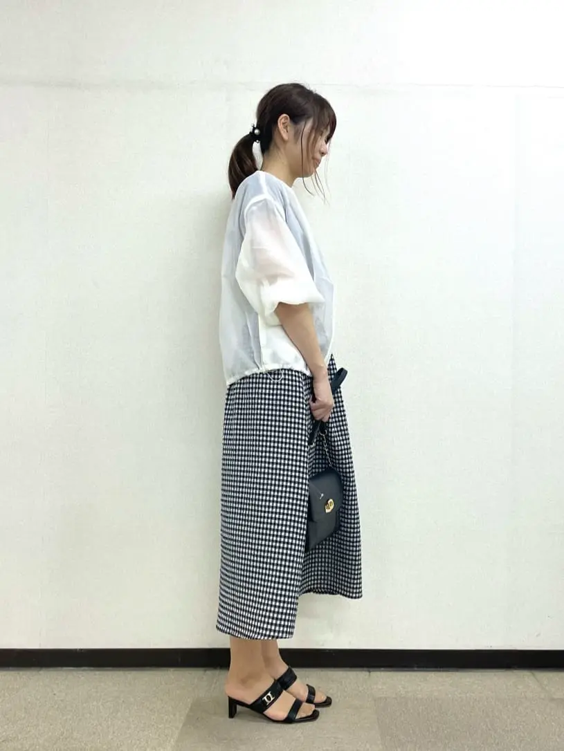 ANY SIS 小山 コーディネート画像