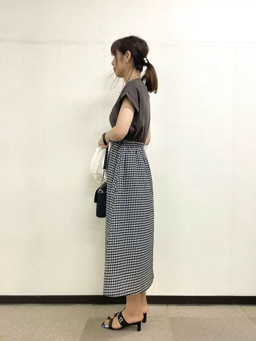 ANY SIS 小山 コーディネート画像