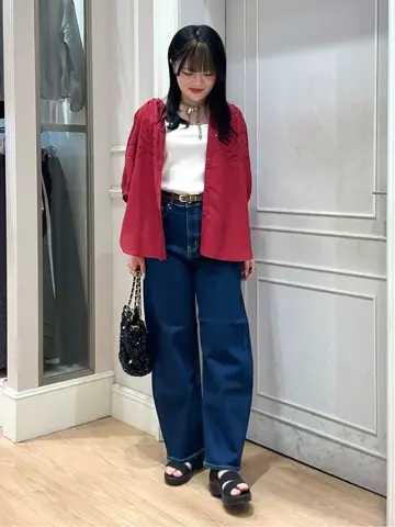 ANY SIS erika コーディネート画像