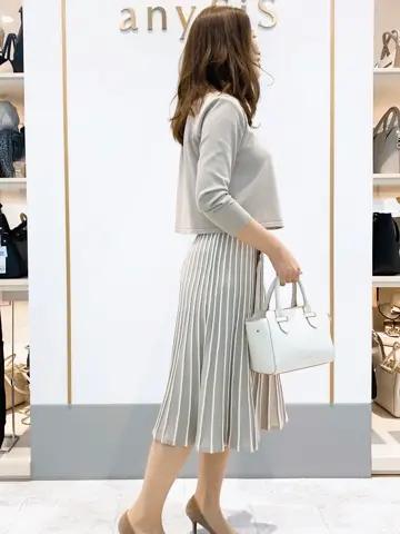 ANY SIS 岡本 コーディネート画像