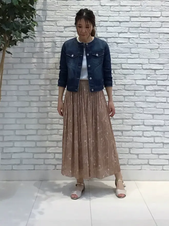 ANY SIS 東海林 コーディネート画像