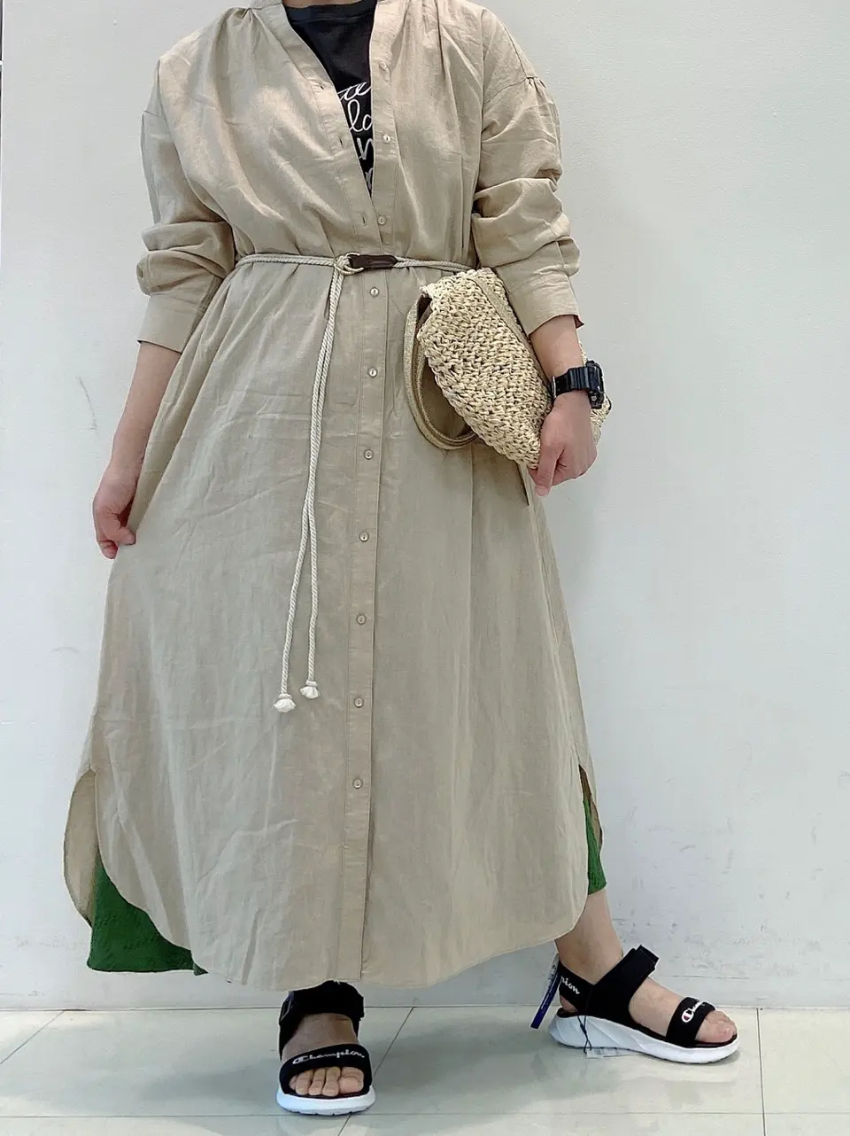 ANY SIS スタッフ コーディネート画像