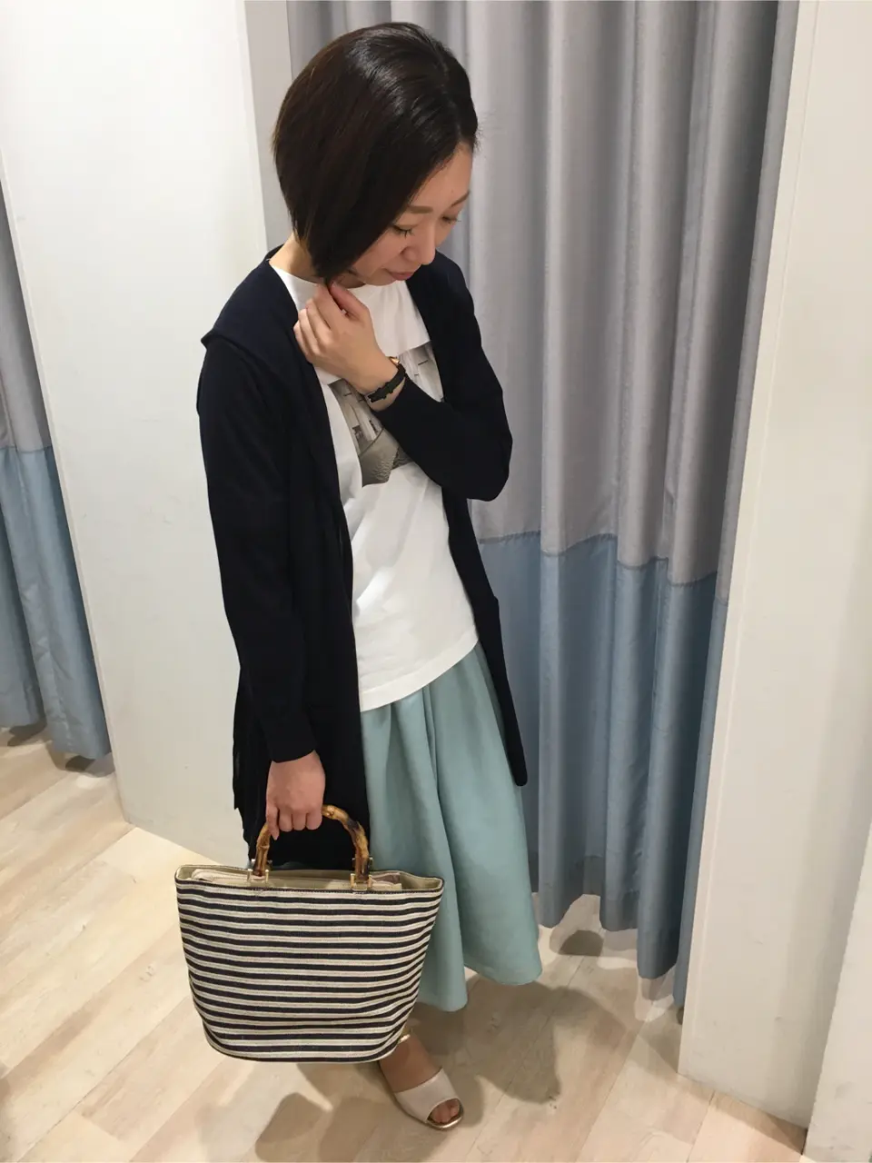 ANY SIS スタッフ コーディネート画像