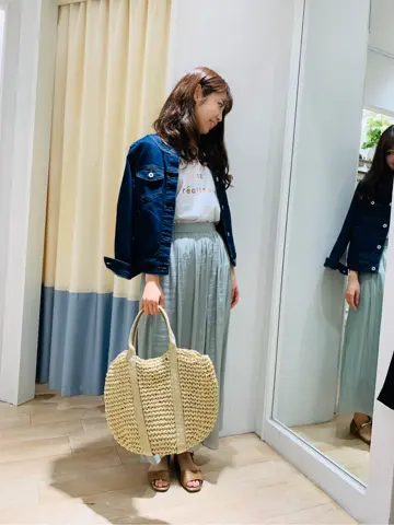 ANY SIS スタッフ コーディネート画像