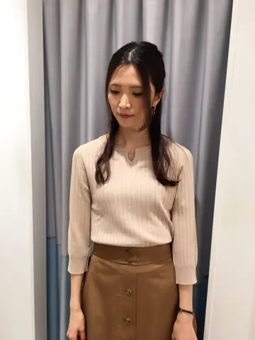 ANY SIS スタッフ コーディネート画像