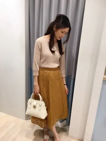 ANY SIS スタッフ コーディネート画像