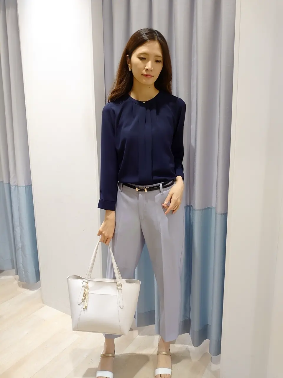 ANY SIS スタッフ コーディネート画像