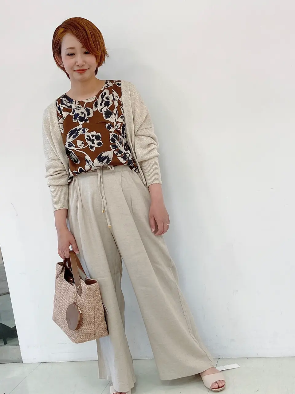 ANY SIS スタッフ コーディネート画像