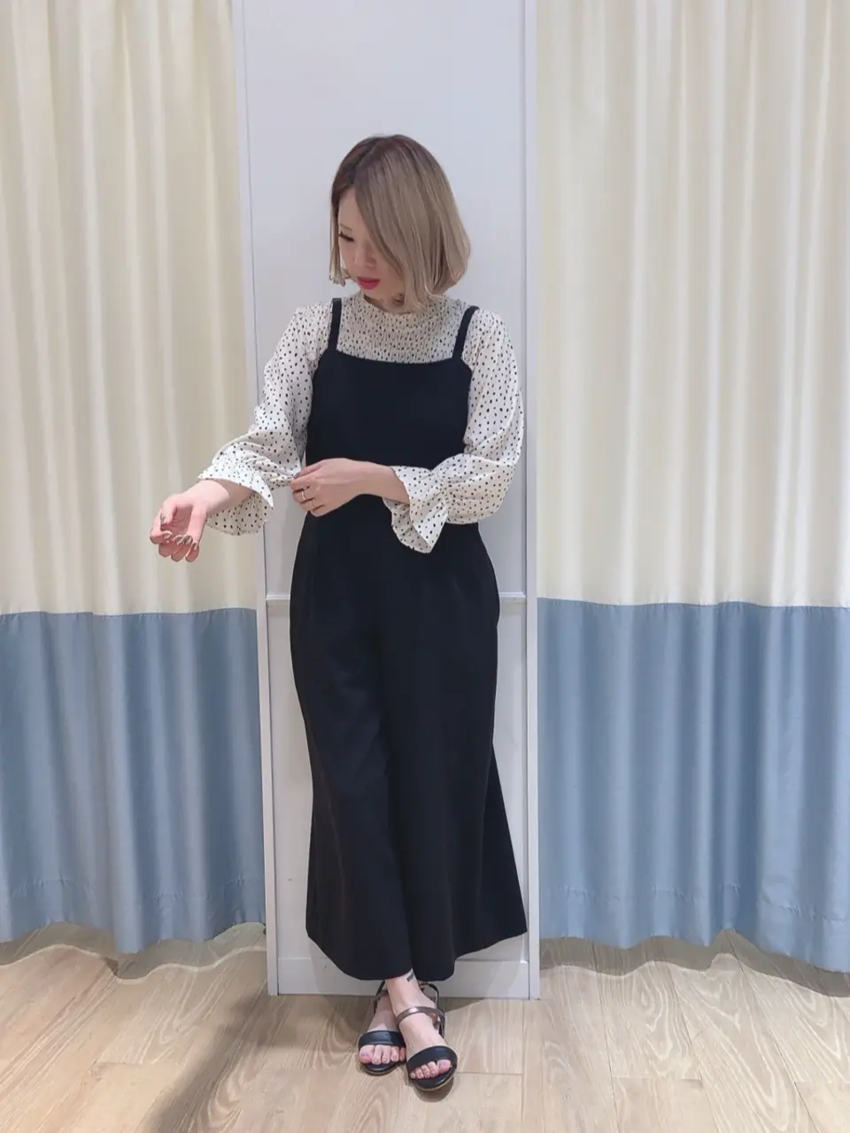 ANY SIS スタッフ コーディネート画像