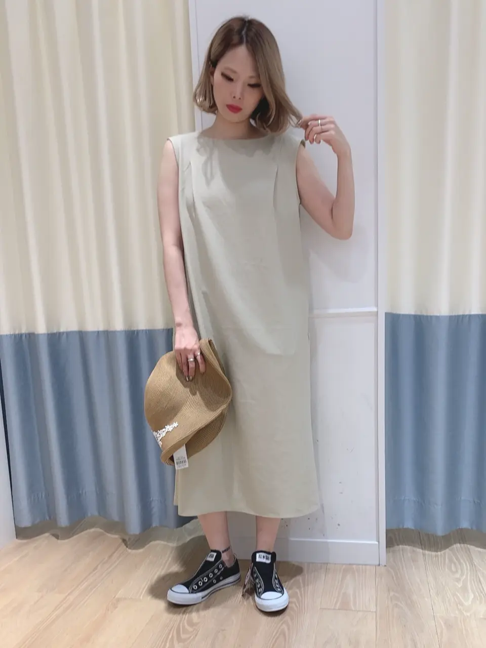 ANY SIS スタッフ コーディネート画像