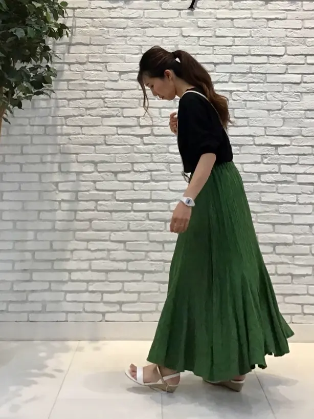 ANY SIS 東海林 コーディネート画像