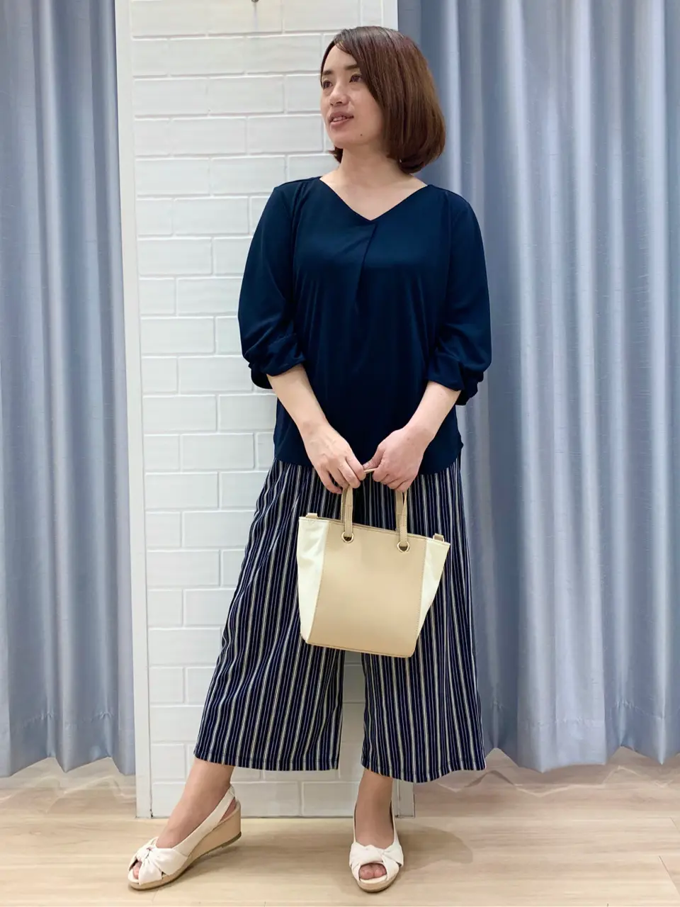 ANY SIS 丸岡 コーディネート画像