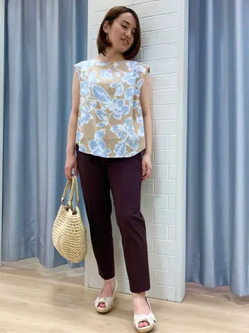 ANY SIS 丸岡 コーディネート画像