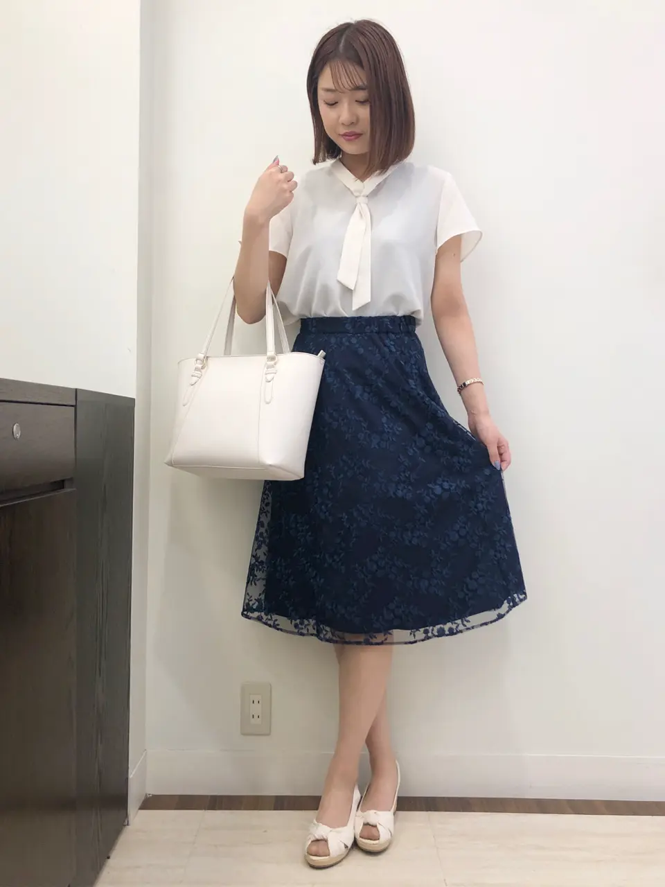 ANY SIS スタッフ コーディネート画像