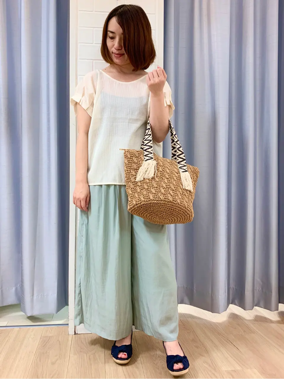 ANY SIS 丸岡 コーディネート画像