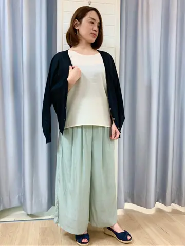 ANY SIS 丸岡 コーディネート画像