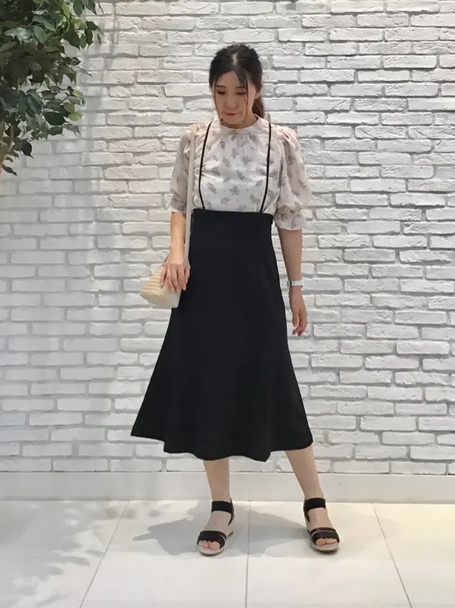 ANY SIS 東海林 コーディネート画像