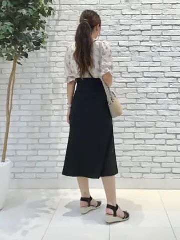 ANY SIS 東海林 コーディネート画像