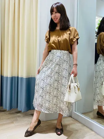 ANY SIS スタッフ コーディネート画像