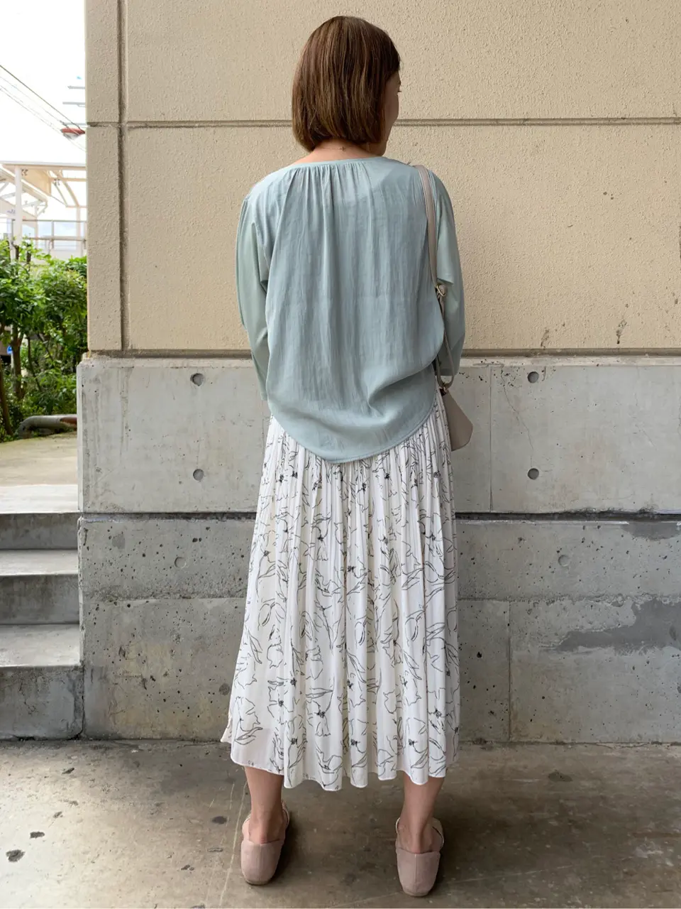 ANY SIS 濱野 コーディネート画像