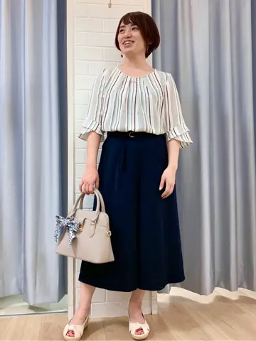 ANY SIS 丸岡 コーディネート画像