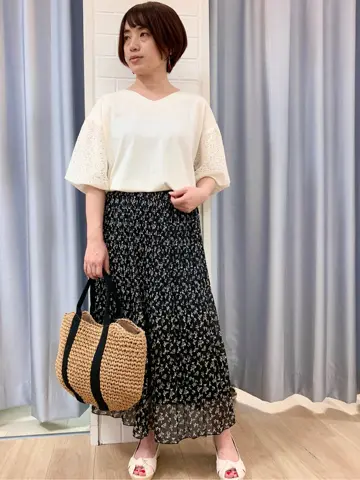 ANY SIS 丸岡 コーディネート画像