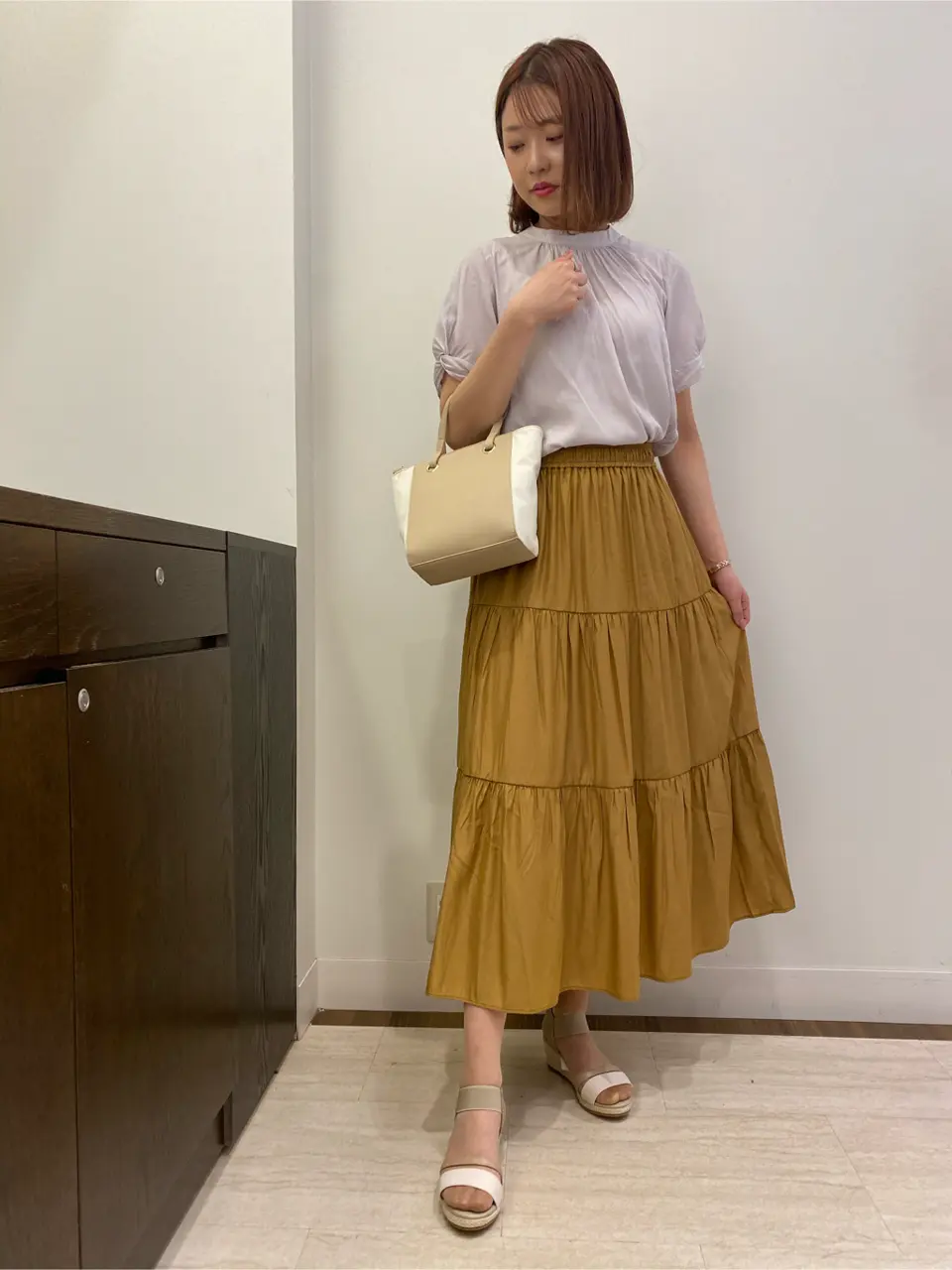 ANY SIS スタッフ コーディネート画像