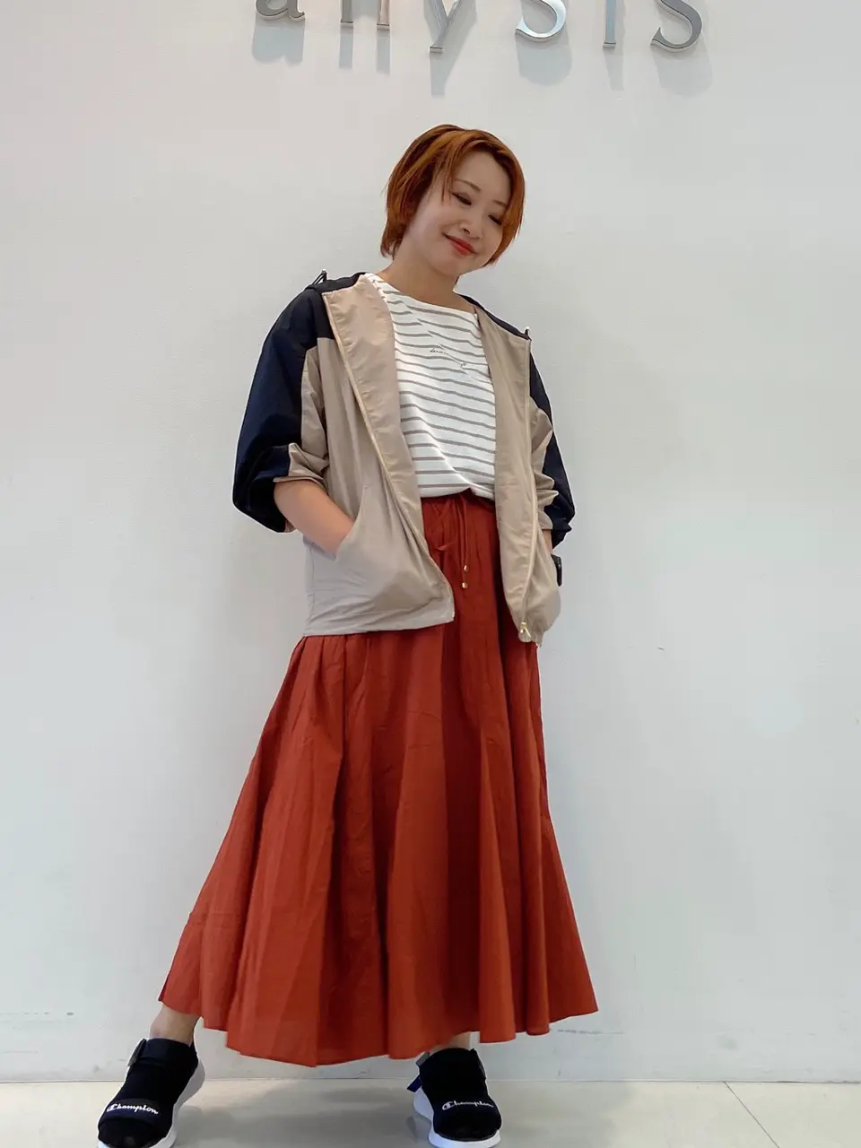 ANY SIS スタッフ コーディネート画像