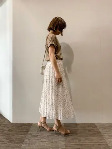 ANY SIS 濱野 コーディネート画像