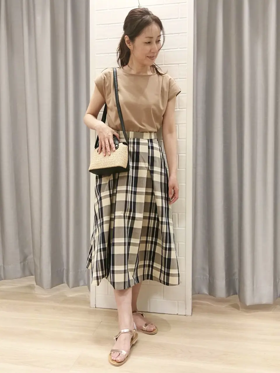 ANY SIS 中嶋 コーディネート画像